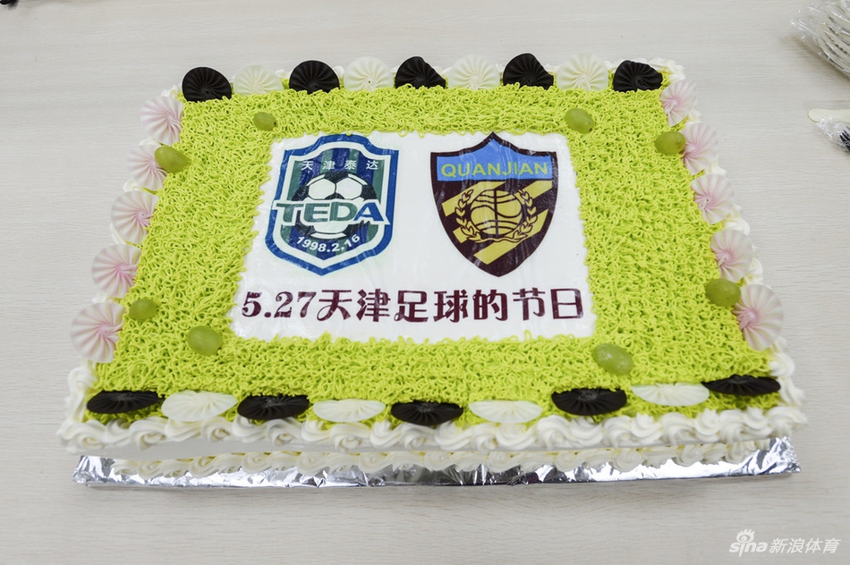 首次德比前媒体渲染气氛