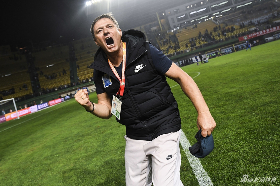 狂喜 怒吼 哭泣 斯托首胜后完全释放