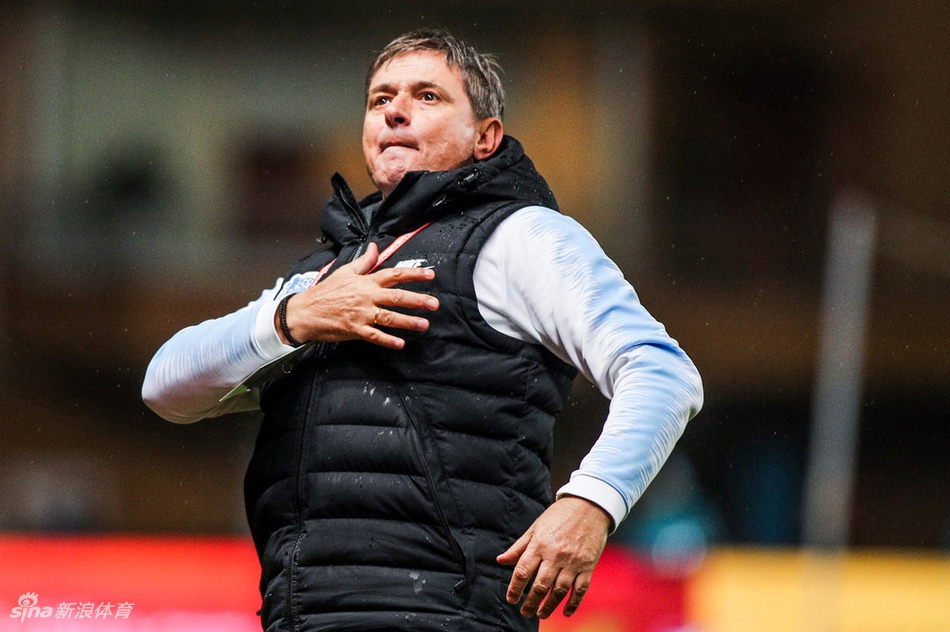 美丽足球之殇!不疯狂不成活的斯托