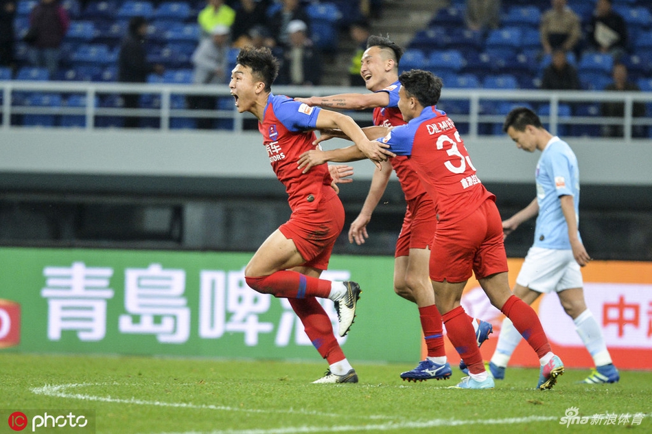 元敏诚疯狂庆祝