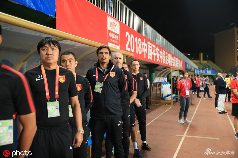 谢峰接替了科尔曼