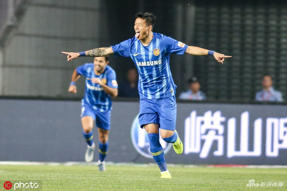 2-李昂圆月弯刀