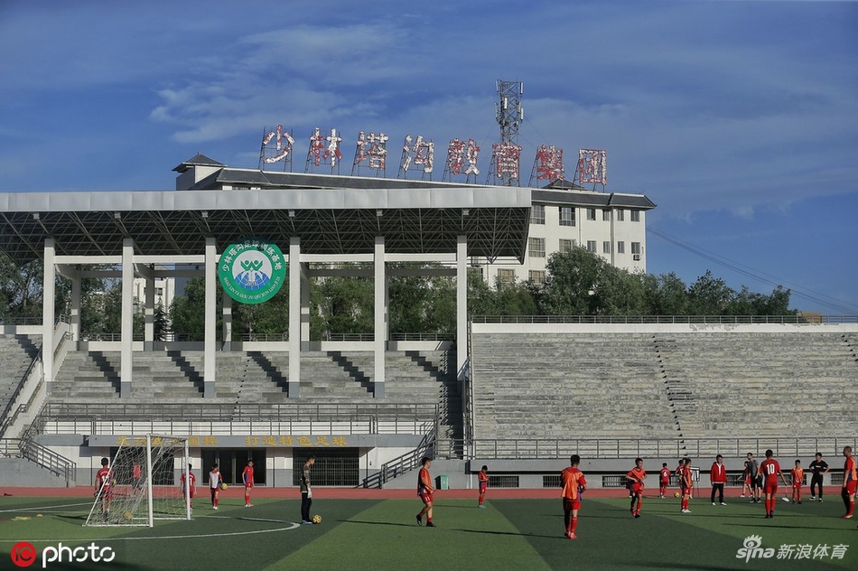 中国足球靠武术？探访塔沟武校足球队