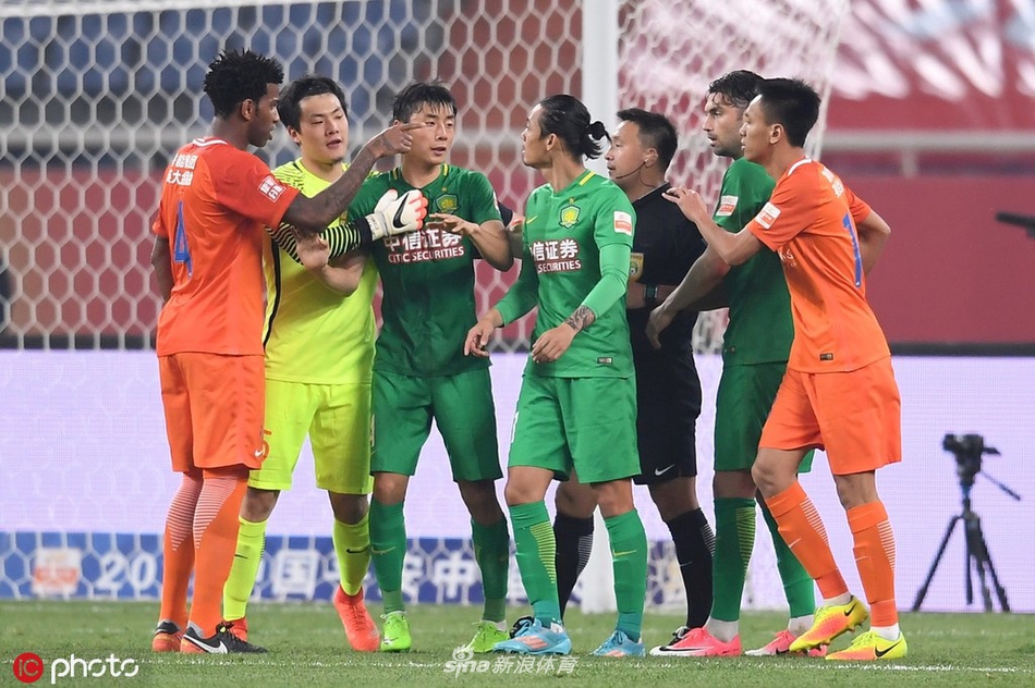 2017赛季首回合两队冲突