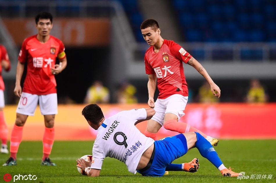 火爆！大冲突！韦世豪和瓦格纳对喷