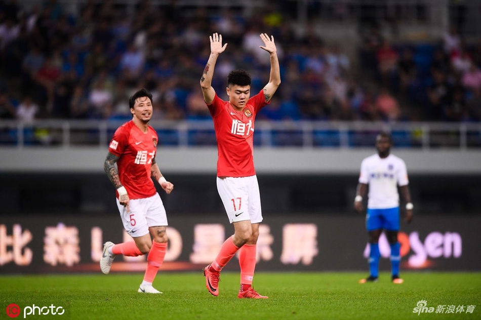 2-杨立瑜凌空抽射破旧主