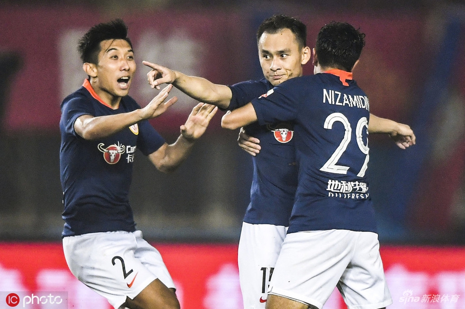 1-陈杰凌空落叶斩