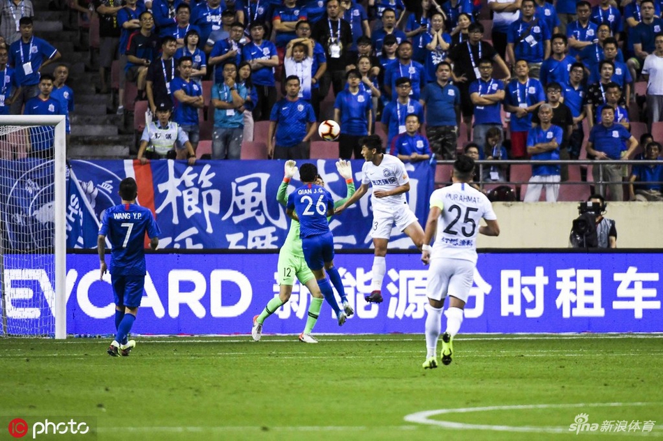 郑凯木头球破门