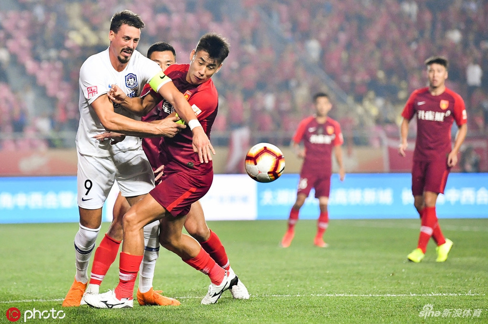 瓦格纳出任队长