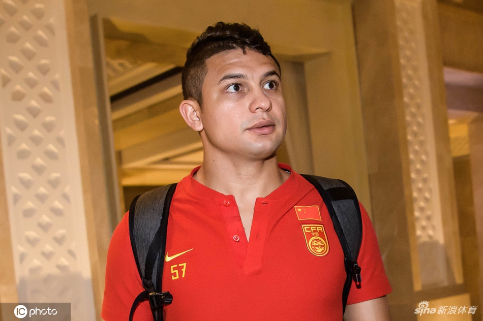 恒大：艾克森（已入籍）