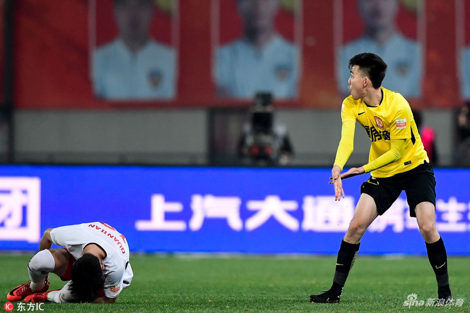 李学鹏飞铲张诚