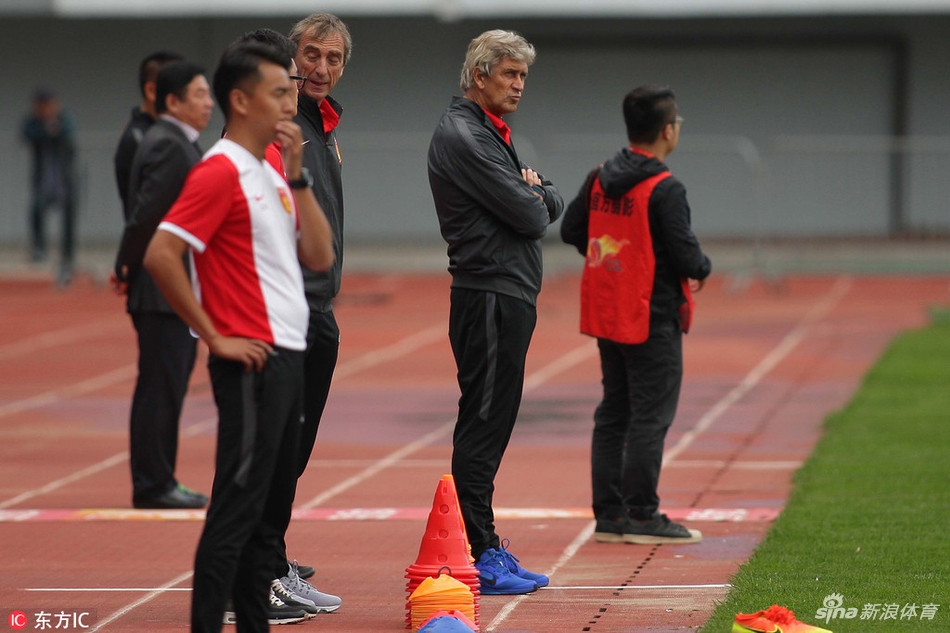 2016年9月17日，佩工迎来中超首秀