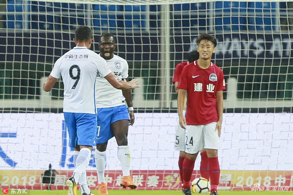 阿奇姆彭和乔纳森连线