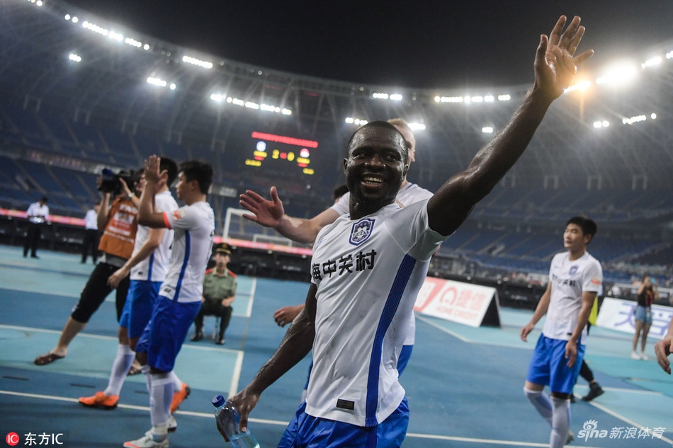 赢球功臣阿奇姆彭