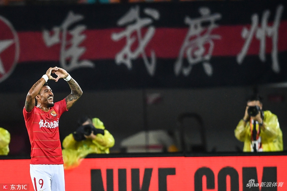 保利尼奥百场破门