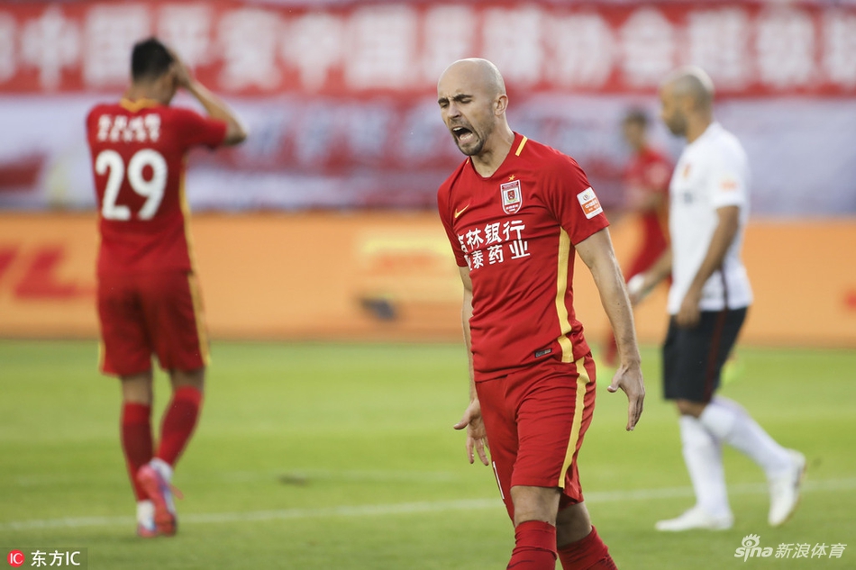 阿德里安非常懊恼