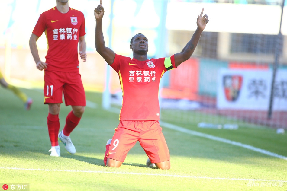 伊哈洛点射破门