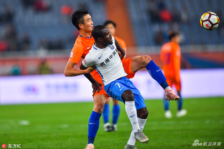 阿奇姆彭被盯防