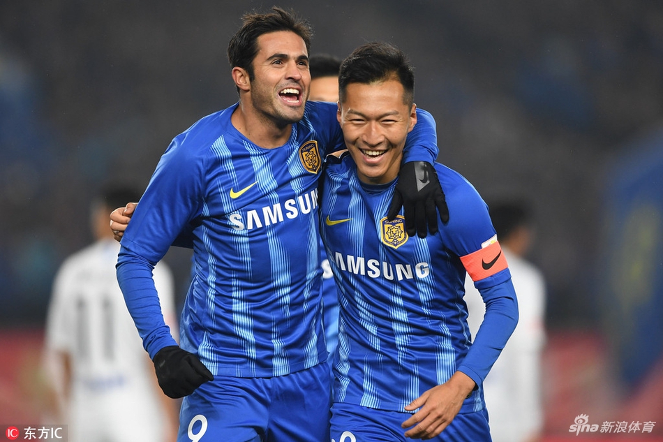 吴曦祝贺埃德尔