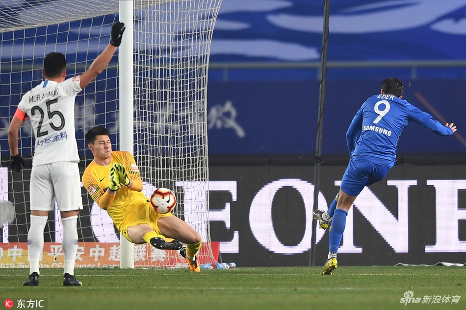 埃德尔劲射被扑