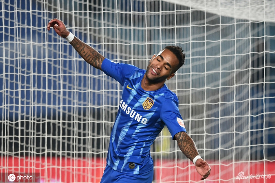 苏宁：特谢拉（无国脚资格）