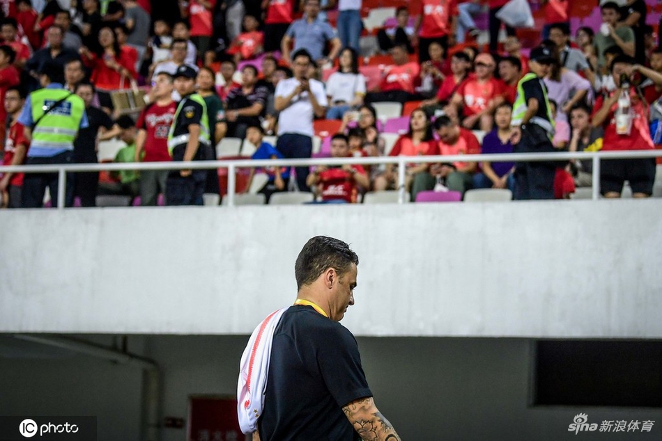 最后一战？卡纳瓦罗将赴恒大学习班