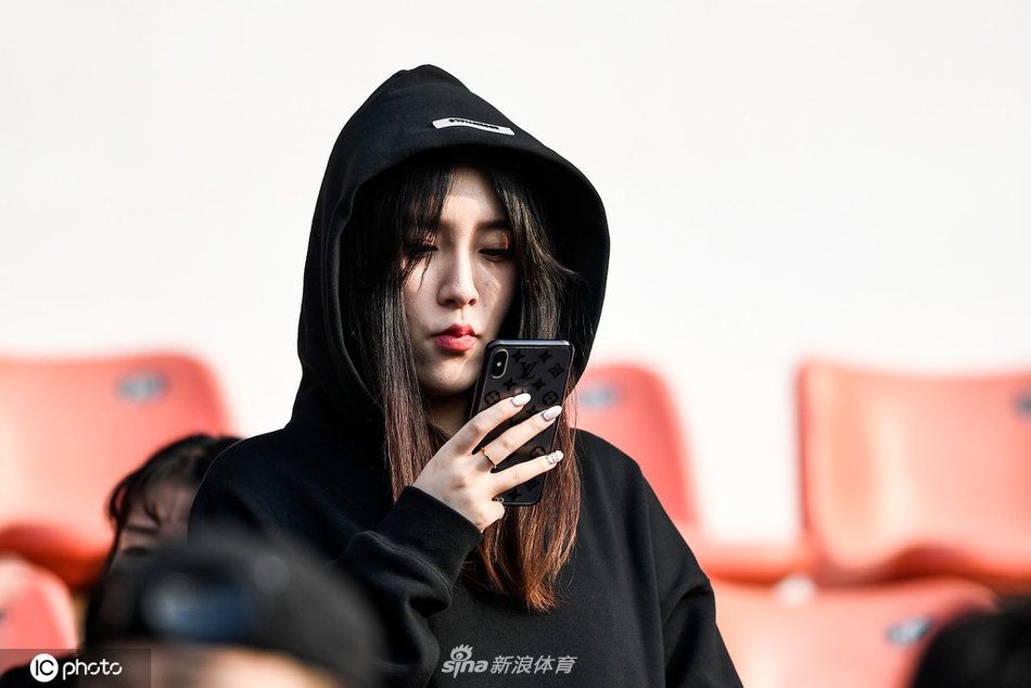 球迷看台美女云集