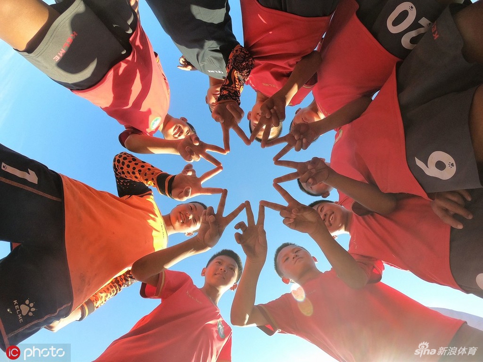 中国足球靠武术？探访塔沟武校足球队