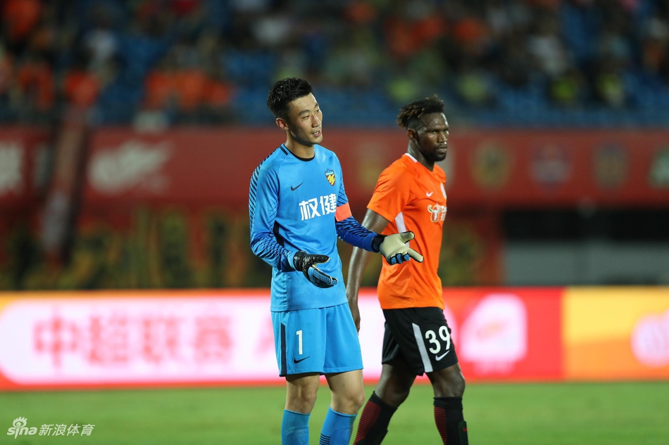 张鹭不满点球判罚