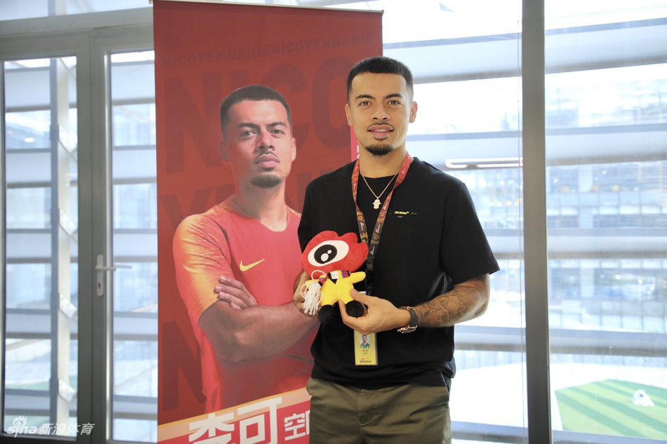 国安国脚李可空降新浪