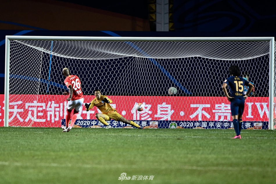 塔利斯卡点球命中