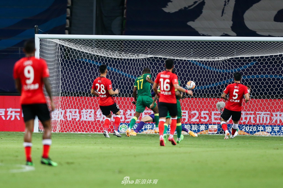 巴坎布门前垫射