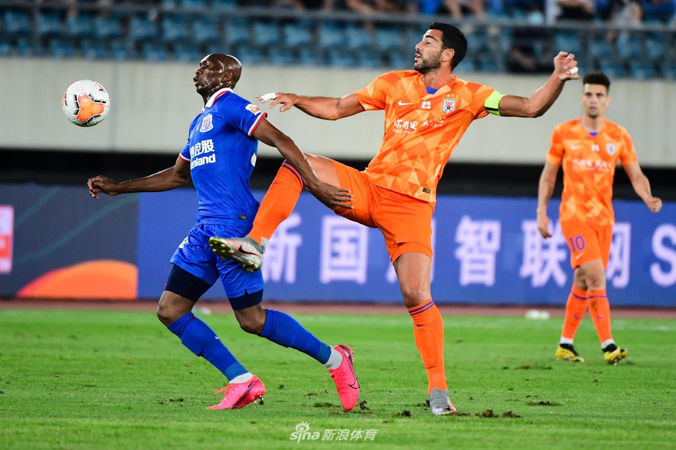 姆比亚卡位佩莱