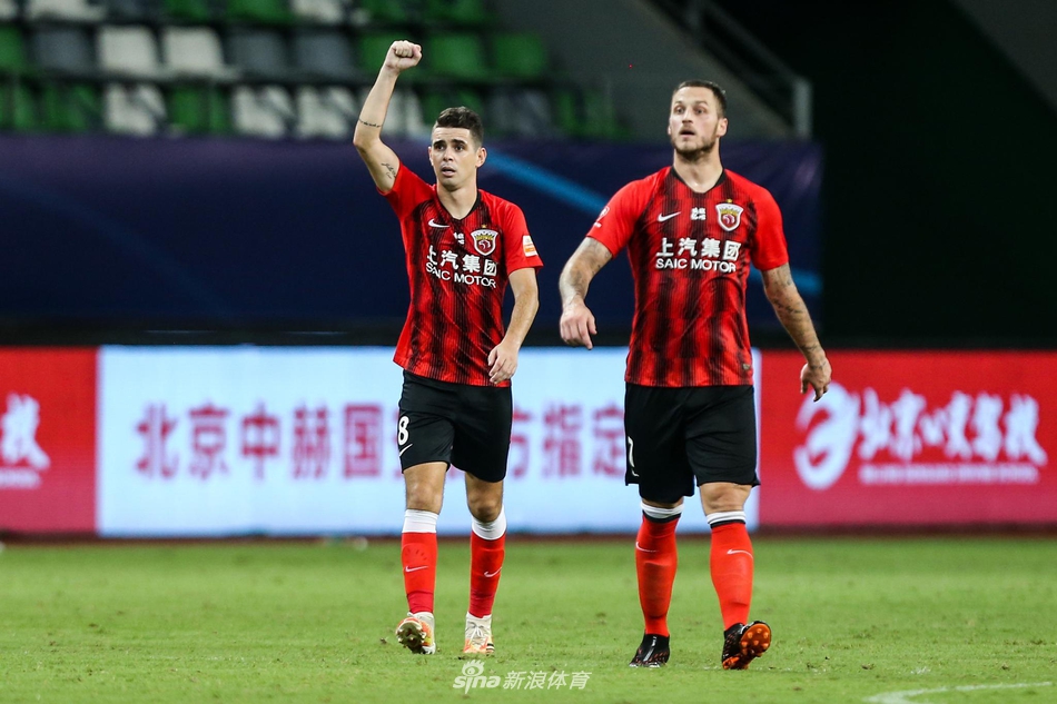 奥斯卡阿瑙庆祝