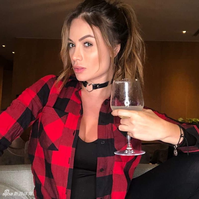 中超第一女神该换人了！瓜林女友满足一切幻想