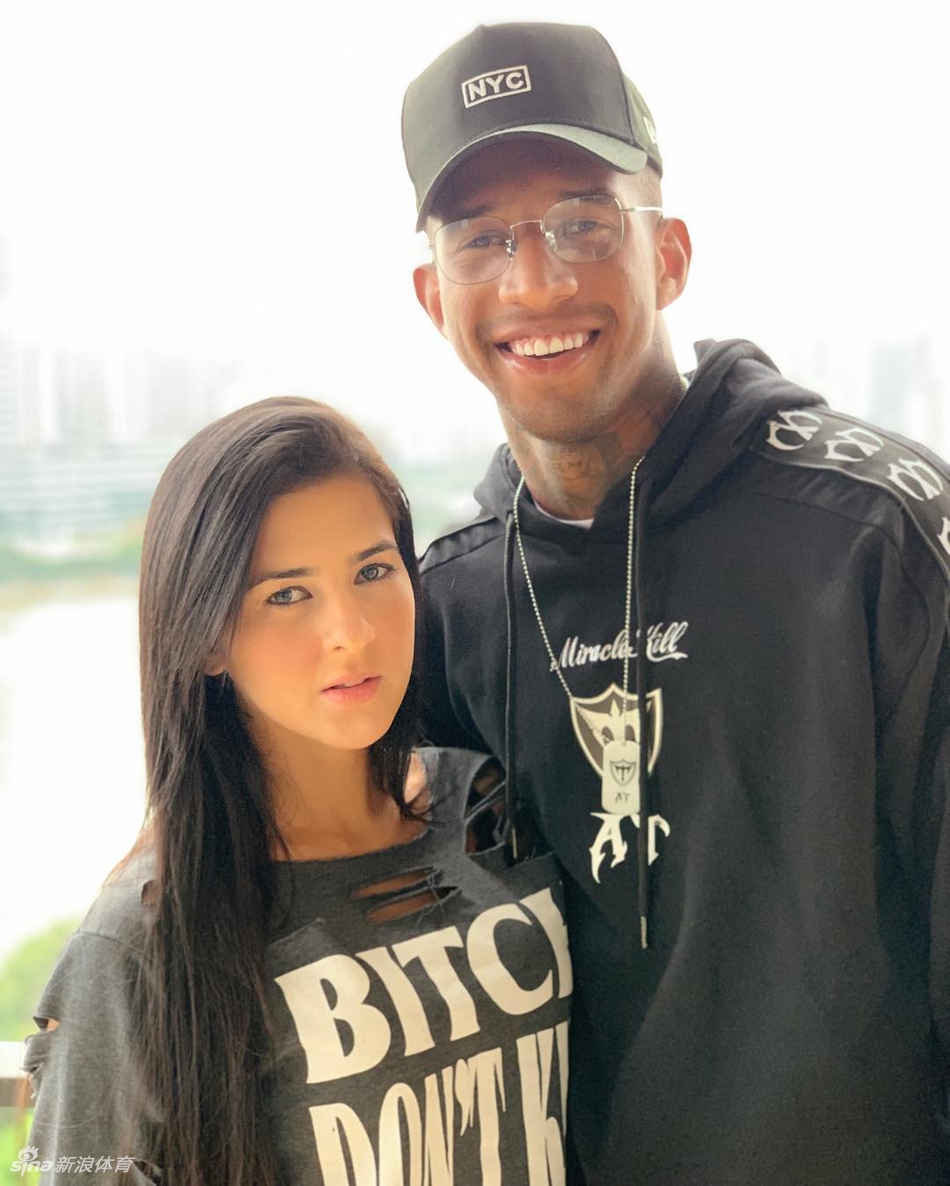 瓦尔加比不上的火辣!塔利斯卡被她迷得神魂颠倒