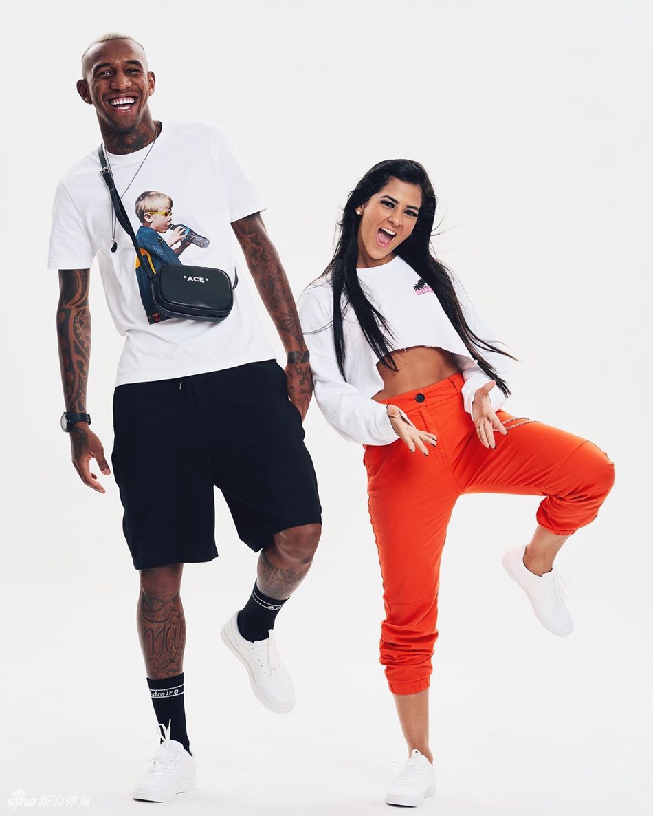 塔利斯卡和歌手女友