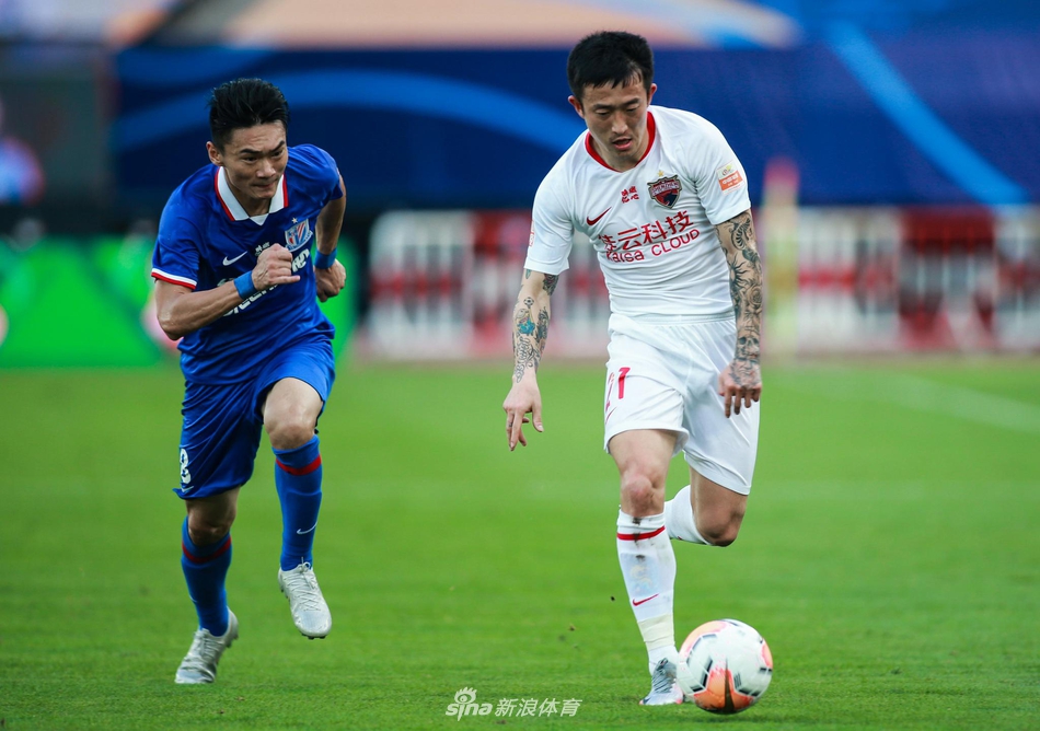 王永珀边路突破