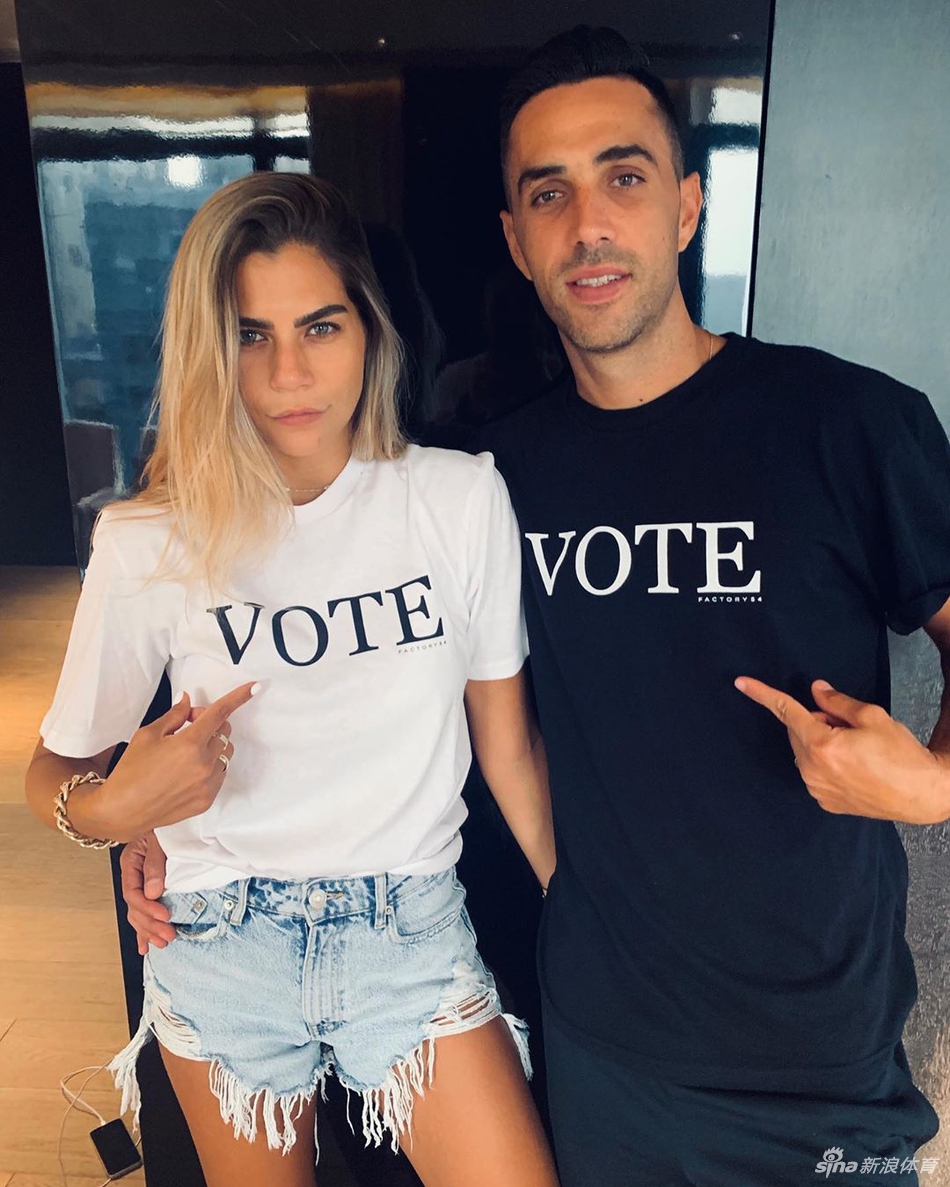 中超最强射手扎哈维假期疯狂虐狗