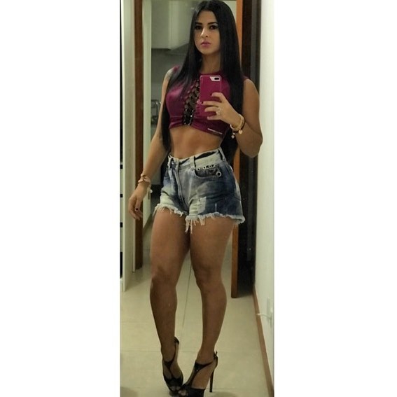 瓦尔加比不上的火辣!塔利斯卡被她迷得神魂颠倒