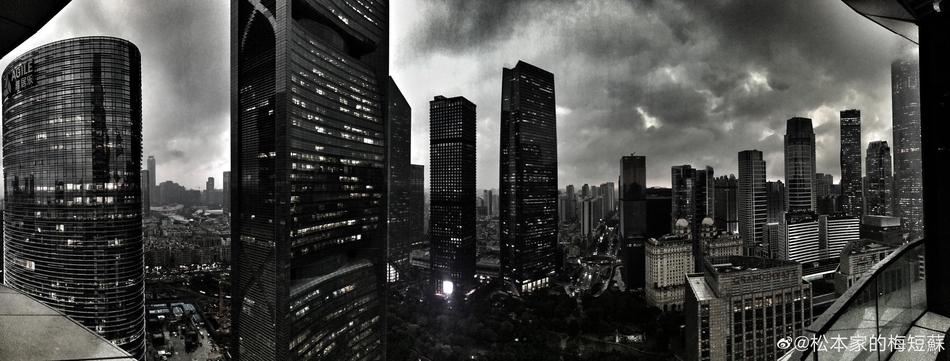 广州遭遇暴雨天气白昼如黑夜 或影响恒大鲁能之战