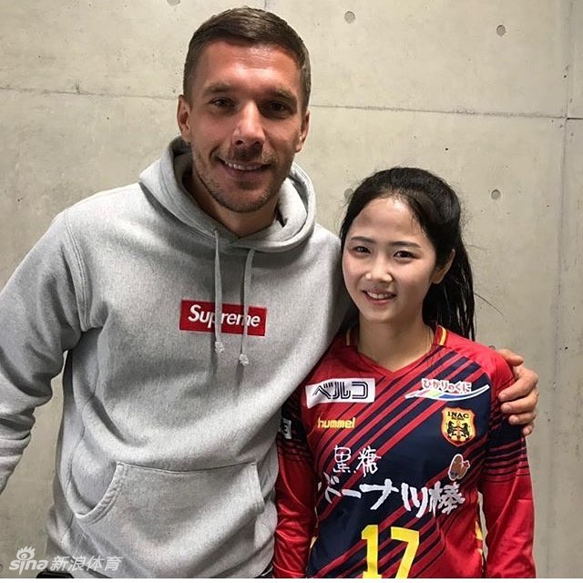 亚洲第一美女球星！韩国小天后李玟娥充满胶原蛋白的脸蛋