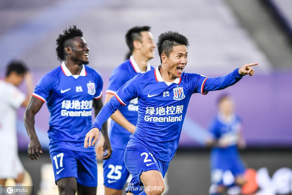 朱宝杰庆祝进球