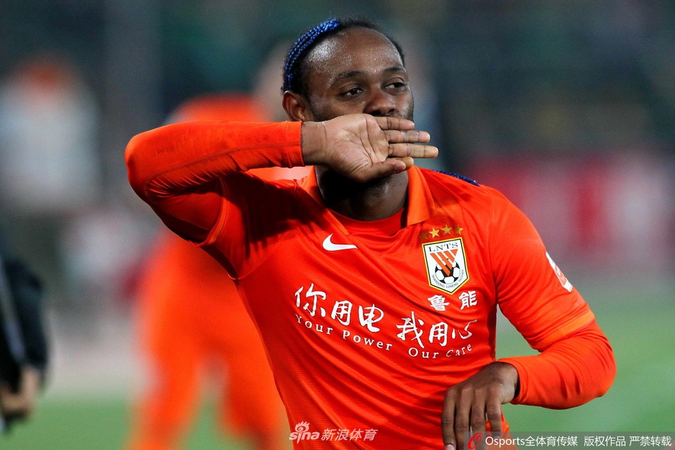 2014赛季中超洛维戴帽