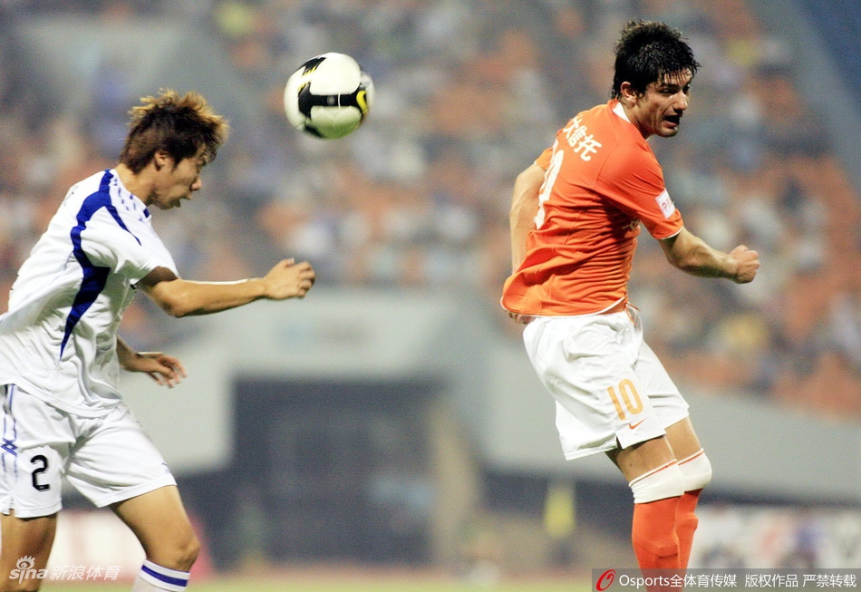 前中超外援米利安开枪自杀