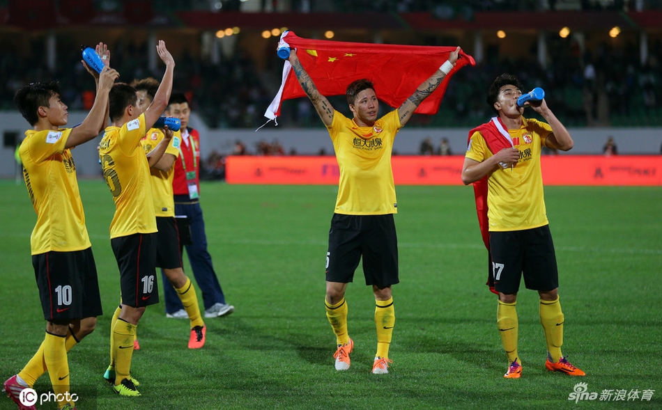 恒大世俱杯首秀赢球