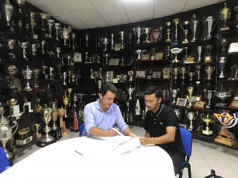 奇迹！高雷雷加盟西乙球队