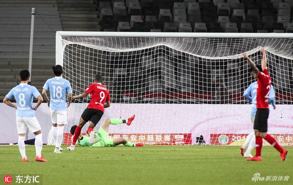 普雷西亚多命中点球