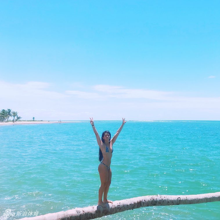 瓦尔加比不上的火辣!塔利斯卡被她迷得神魂颠倒