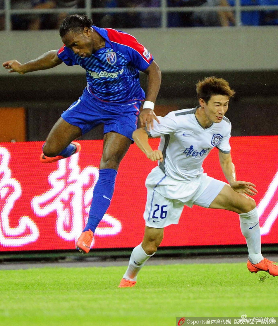 与德罗巴相撞导致受伤